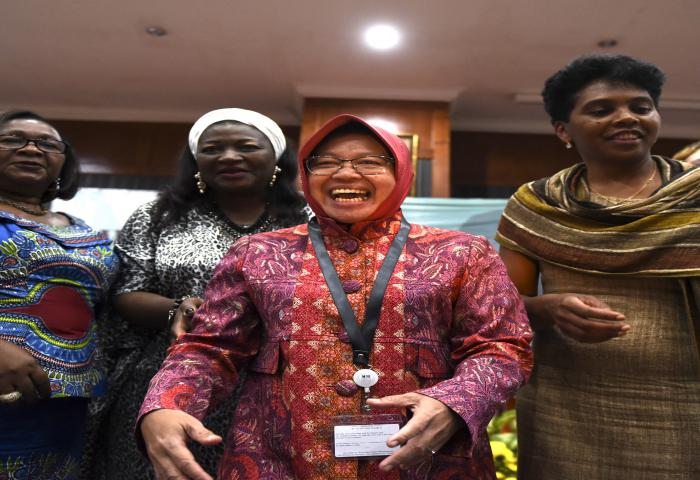 Terus Didorong Maju ke Pilgub DKI, Siapa yang Disandingkan Dengan Risma?