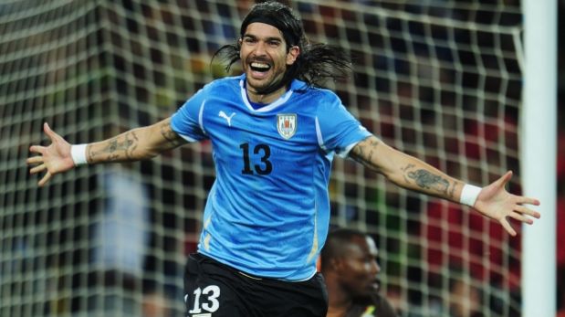26 Kali Tanda Tangan Kontrak, Striker Uruguay Abreu Pecahkan Rekor