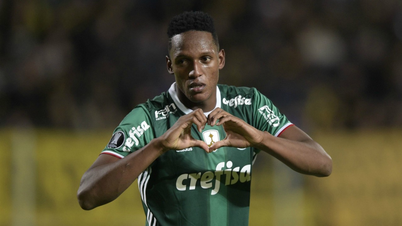 Barcelona Sepakat Datangkan Bek Kolombia Yerry Mina