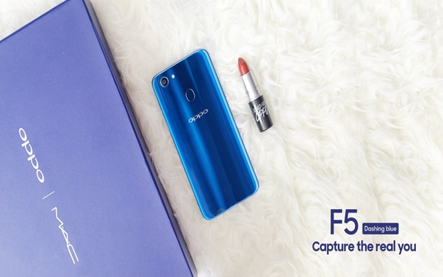 OPPO F5 Dashing Blue Limited Special Package Habis Terjual Dalam Dua Menit