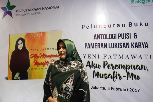 Yeni Fatmawati Luncurkan Buku Antologi Puisi dan Karya Lukis