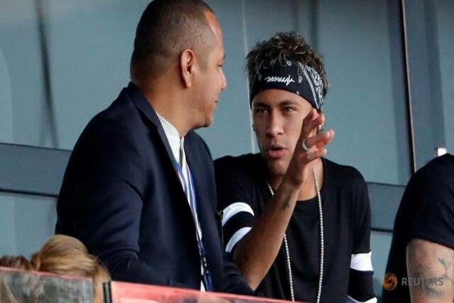 Ayah Neymar Sebut Pengkritik Anaknya Sebagai Burung Bangkai