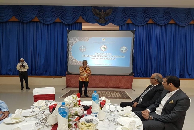 Iftar Dinner 3.jpg