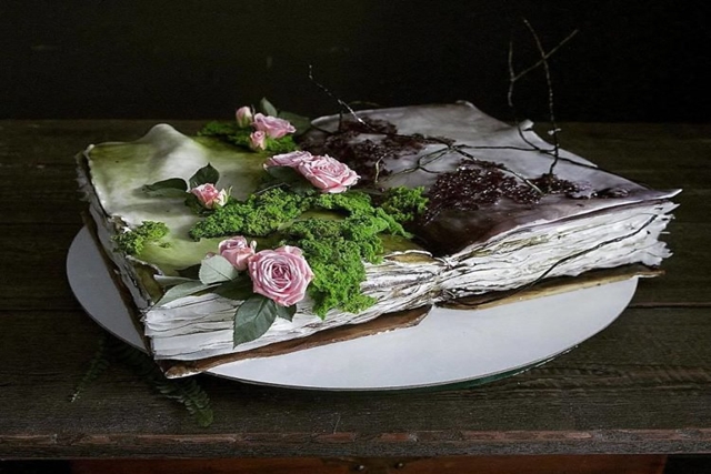 Elena-Gnut-cakes-750x629.jpg