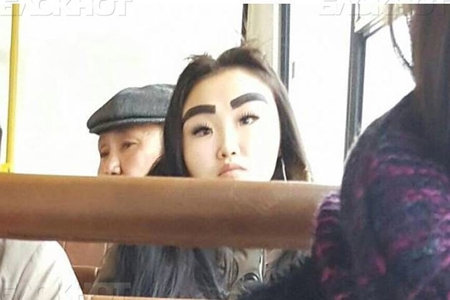 huge-eyebrows4.jpg