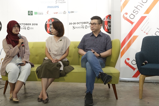 Sabrina Diandra (Brand Leader Pond's Age Miracle), Yaumi Fauziah (Marketing Lead Style Theory), Iko Futanto (Chroma Project) (1).jpg