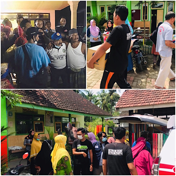Suasana Penyerahan Bantuan dari Haji Hendy-Gus Firjaun.jpg