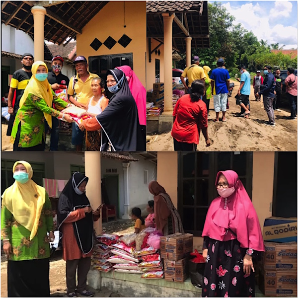 Penyerahan Bantuan bagi Warga Curahnongko.jpg