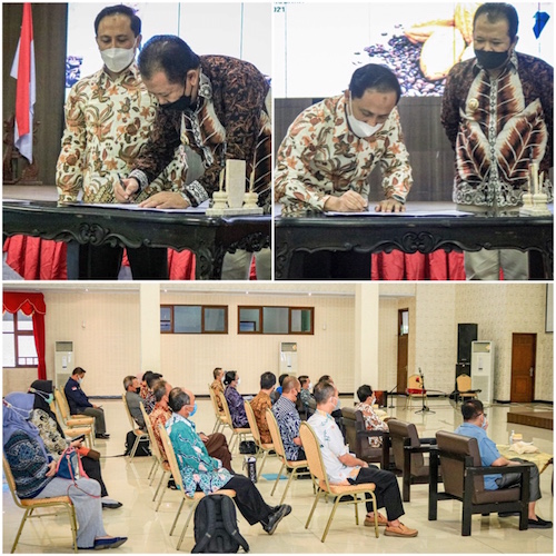 Penandatanganan MoU Pemkab Jember dan Puslitkoka Indonesia.jpg