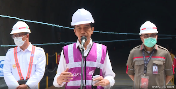 Presiden Jokowi Harap Akhir 2022 Kereta Cepat Jakarta-Bandung Bisa Uji Coba.png