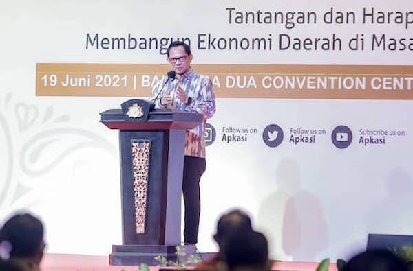 Mendagri Tito Karnavian Sampaikan Pemaparan.jpeg