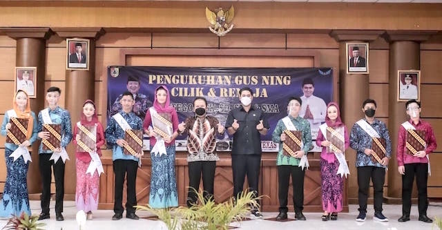 Pengukuhan Gus Ning Remaja.jpeg