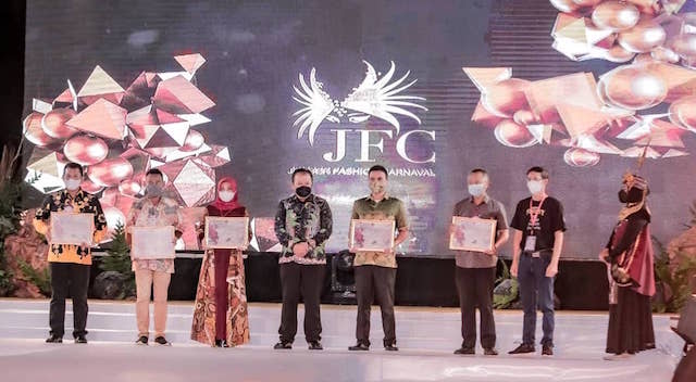 Bupati Jember Hendy Siswanto Apresiasi Kreativitas JFC .jpeg