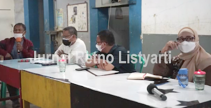 Temui Warga, Dengar Kesaksian Dampak Pencemaran Abu Batu Bara.png
