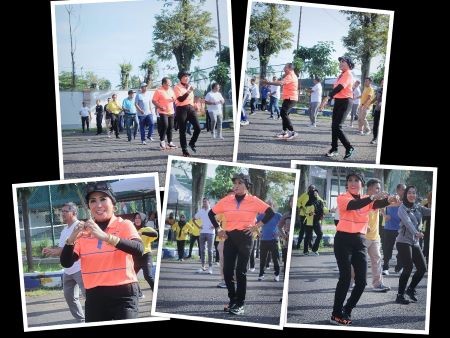 Senam pemanasan dulu sebelum jalan sehat.jpg