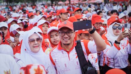 Guru-guru Hebat Peserta Jalan Sehat.jpg