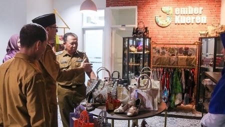 Di Gedung MPP Kabupaten Jember juga bisa membuka gerai .jpg