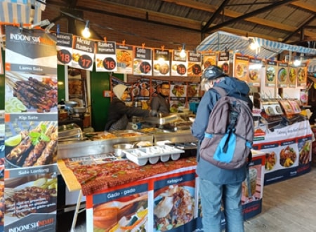 Kuliner Indonesia tak ketinggalan hadir.jpg